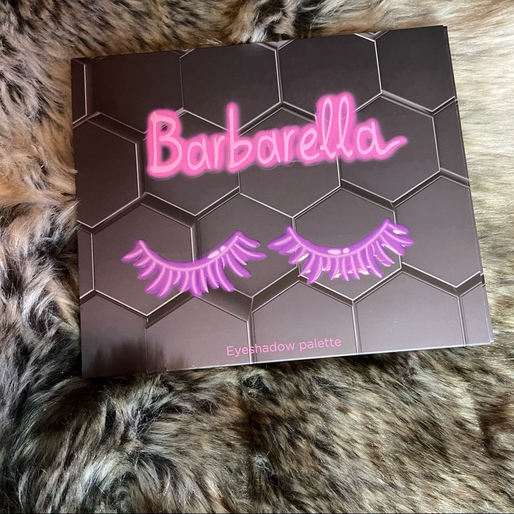 3/$30 BeeBeauty London Barbarella Palette - Picture 4 of 4